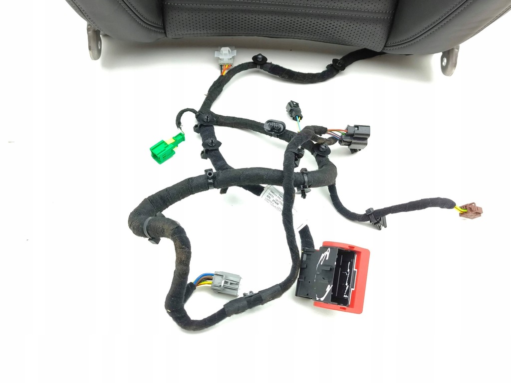 фото №10, Alfa romeo giulia 2019 левая сторона сиденье передний пассажира