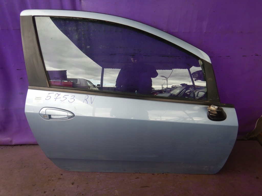 фото №1, Fiat grande punto 3d дверь правое лак 457b