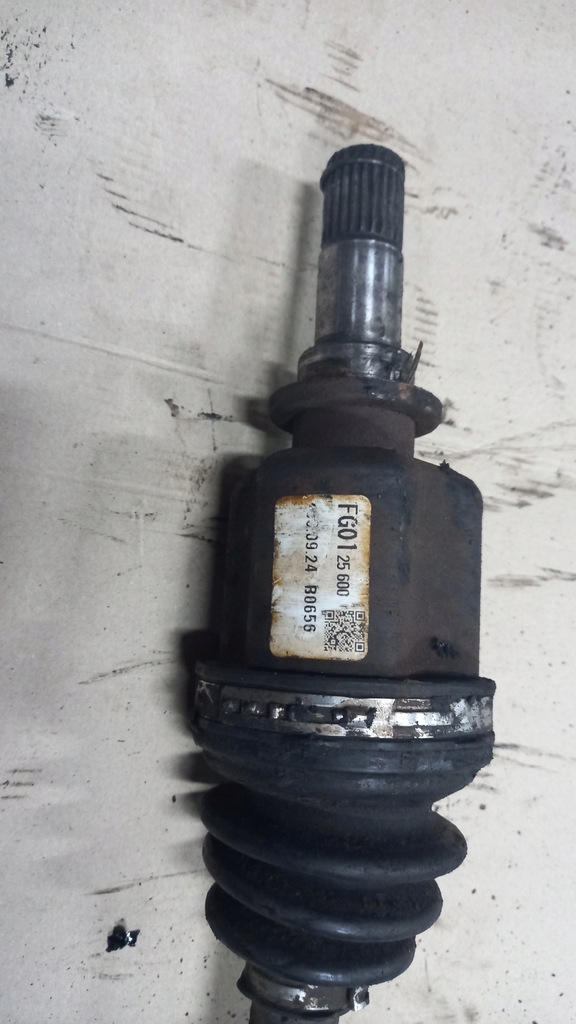 фото №2, Приводной вал левая mazda 3 1.6b 04r