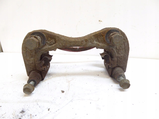 фото №1, Tucson i 04-10 скоба рамка суппорт перед правый 2.0 16v g4gc