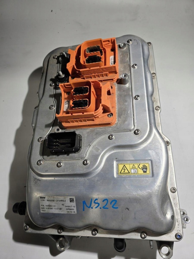 фото №1, Bmw i3 i01 инвертор инвертор преобразователь 8652056 1835901
