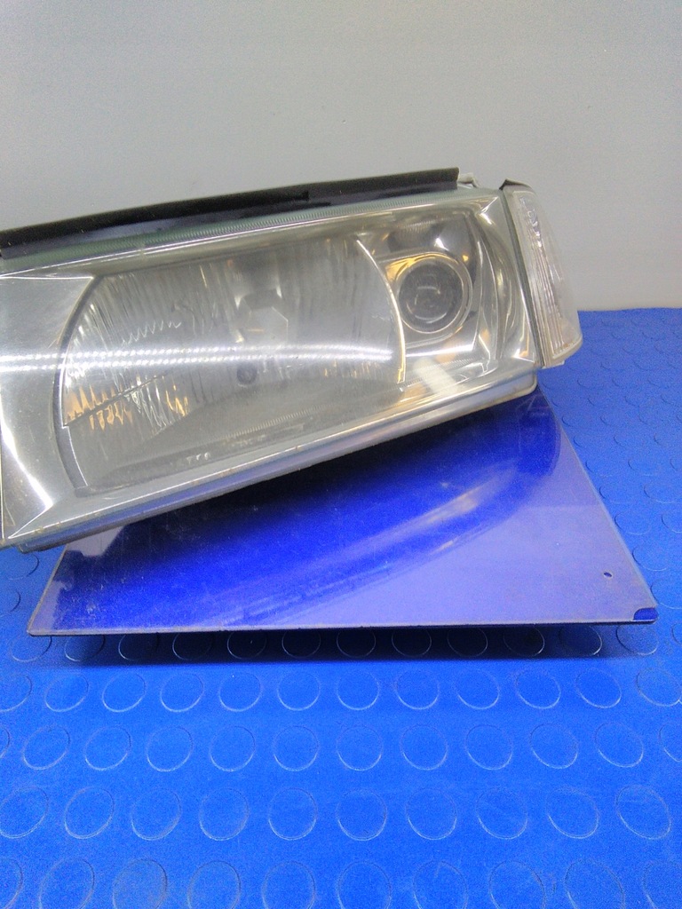 фото №1, Octavia i лампа передняя перед левая линза eu