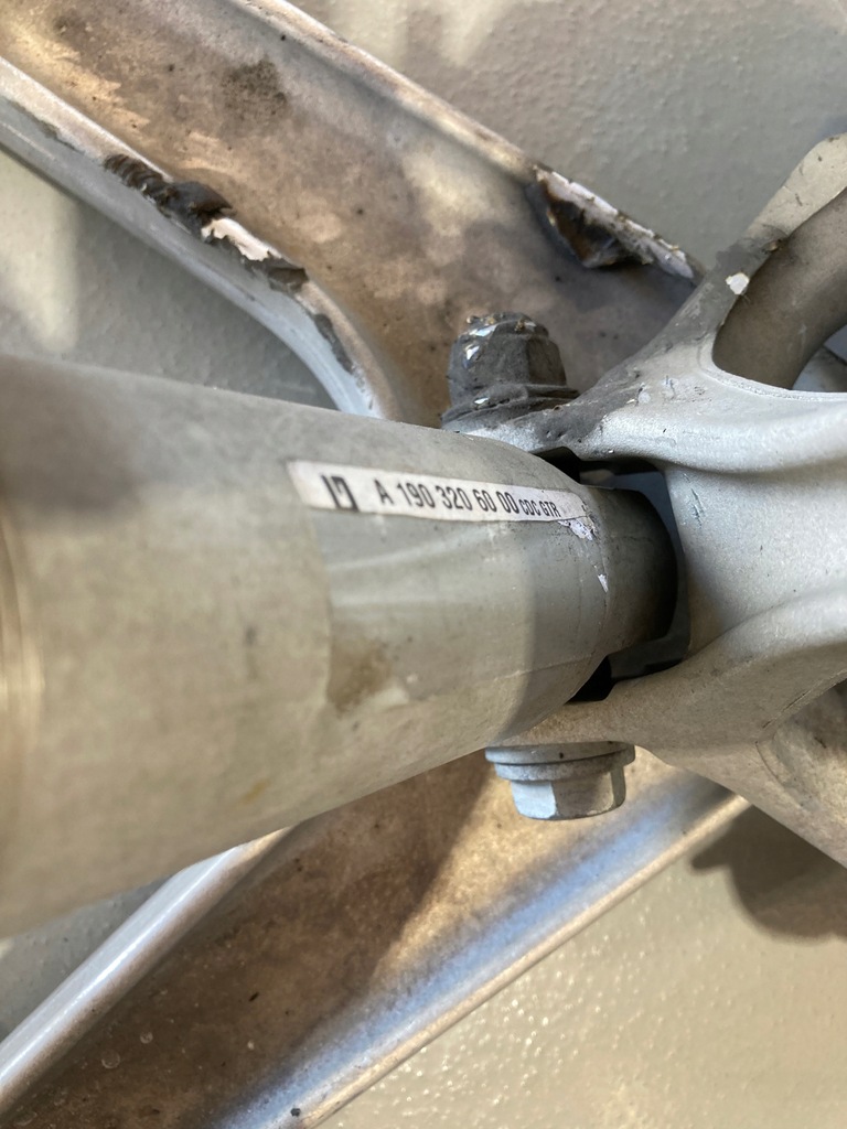 фото №7, Mercedes amg gt a190 підвіска поворотний кулак важелі задня задні праве