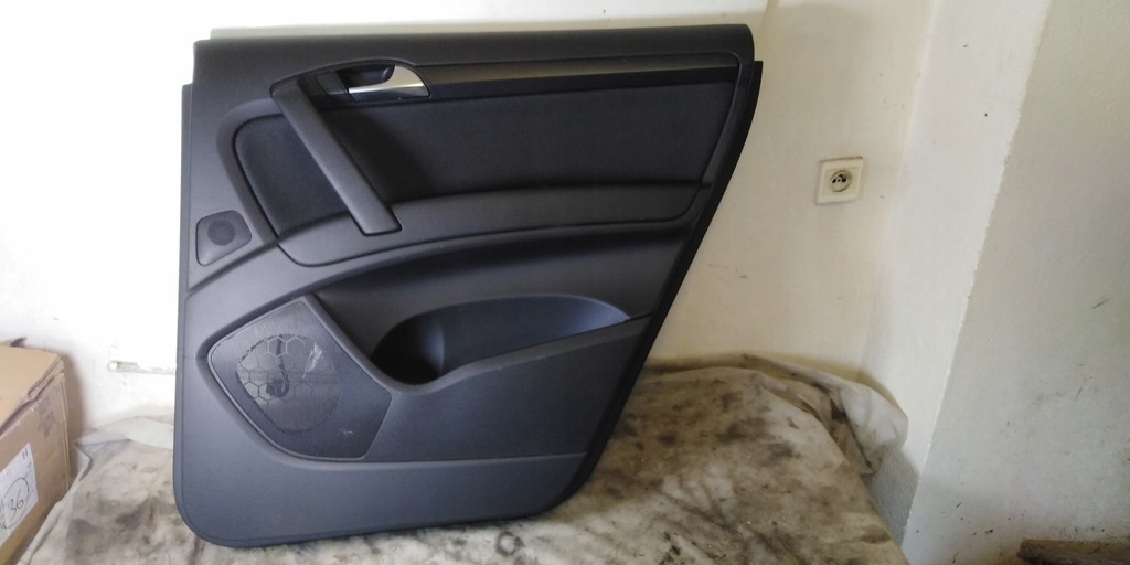 фото №1, Audi q7 4l обивка дверь правый задняя 06r oryg