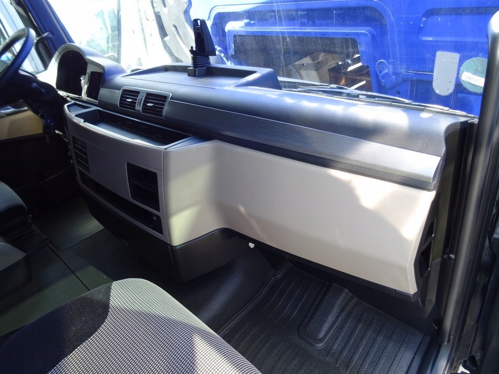 фото №5, Консоль приборная панель приборная man tgx lift новый typ