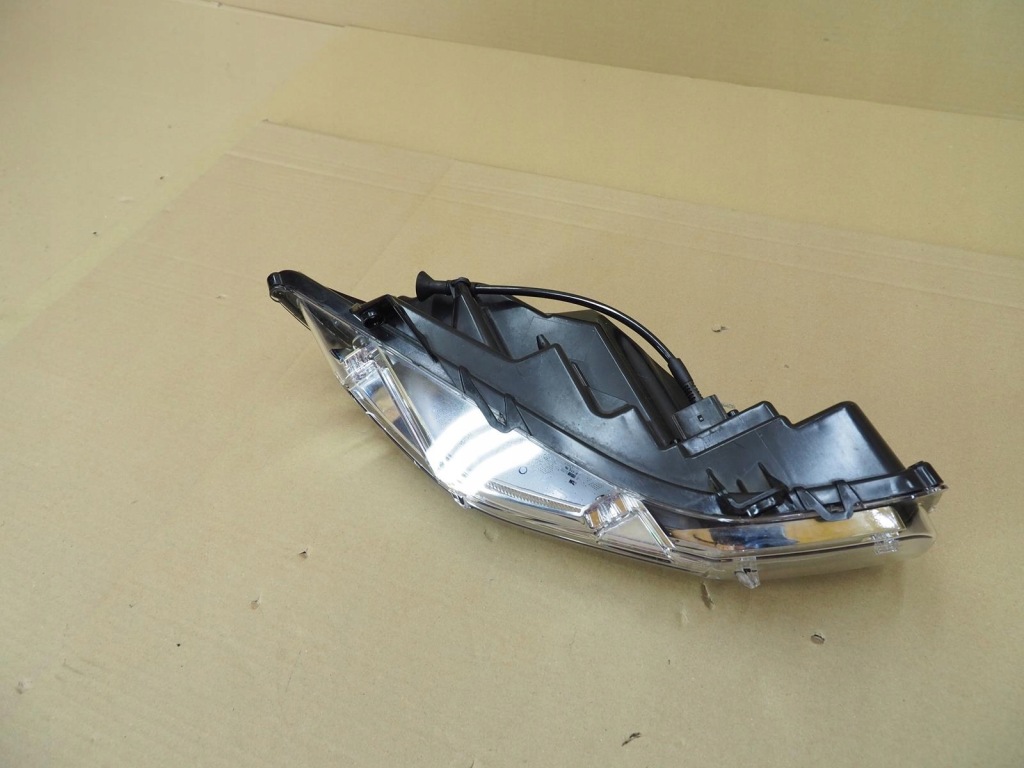 Поворотник led правый ford mustang pjr3b13200bg Киев