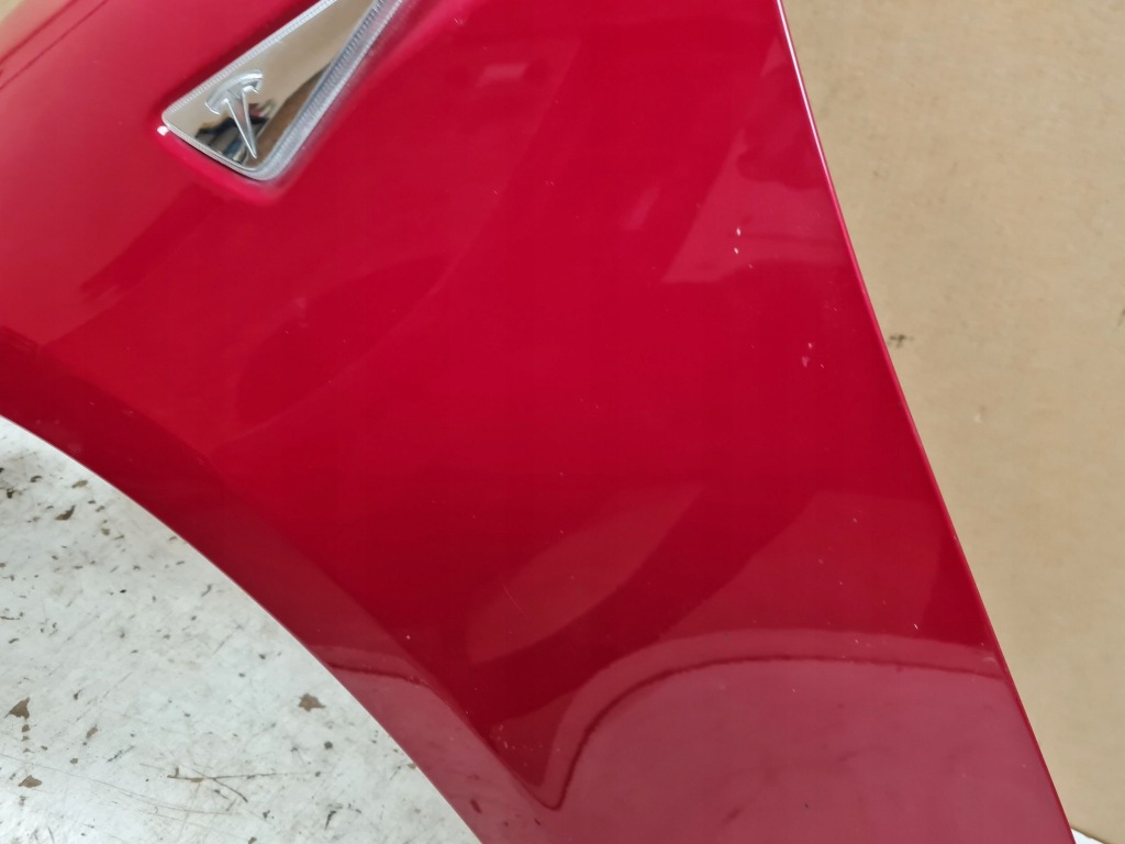 2014 tesla model s крило 600588800d Зі Шроту