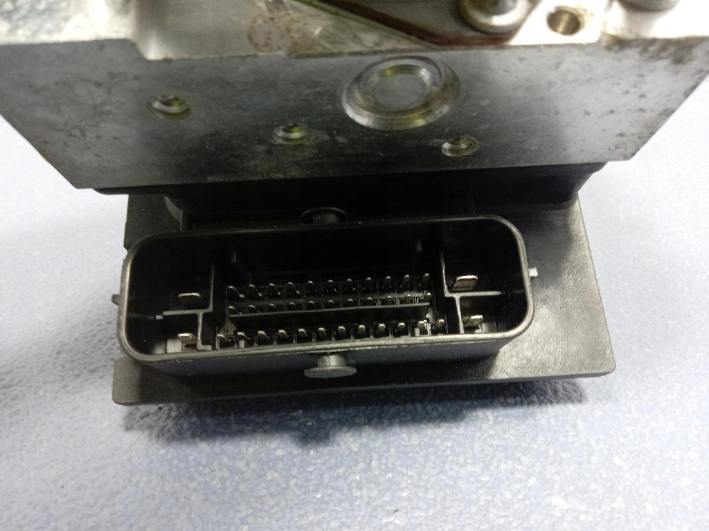 Peugeot 807 citroen c8 2.0 16v насос abs 9661887180 1401259580 с Разборки