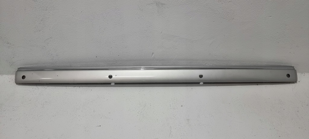 фото №1, Молдинг бампера задня mercedes e w210 lift sedan