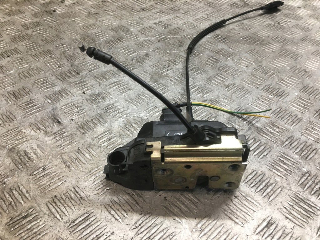 фото №4, Primera p12 замок правый перед 2 pin