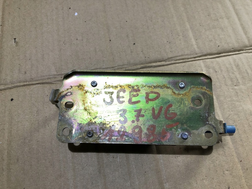 фото №2, Датчик датчик удара jeep liberty p56009898ac