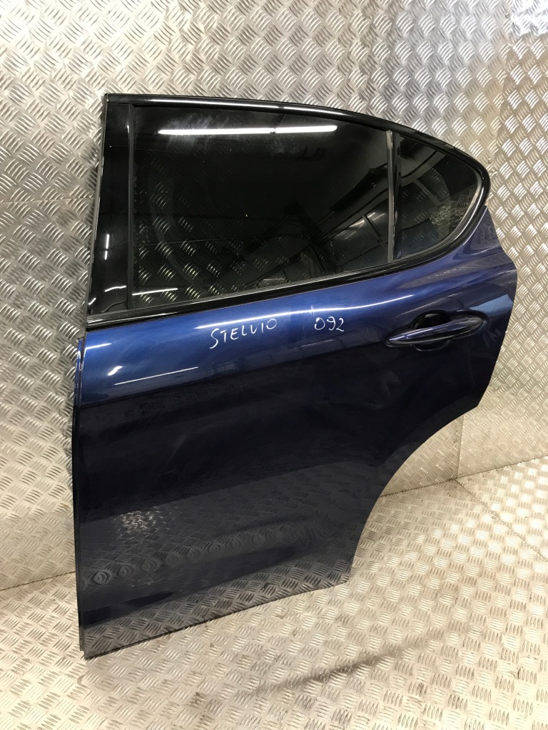 фото №1, Alfa romeo stelvio дверь задние задняя левая kpl w цвет 092