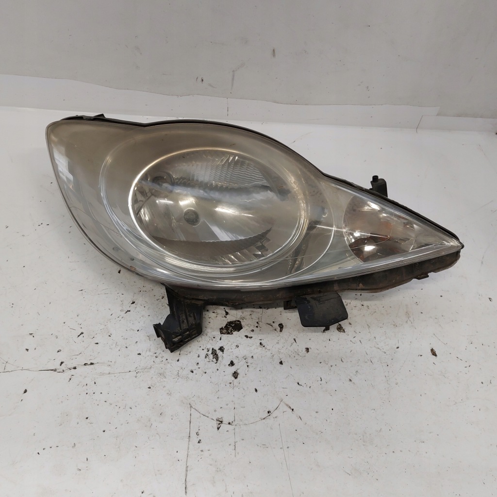 фото №1, Peugeot 107 лампа правая передняя valeo 89033104