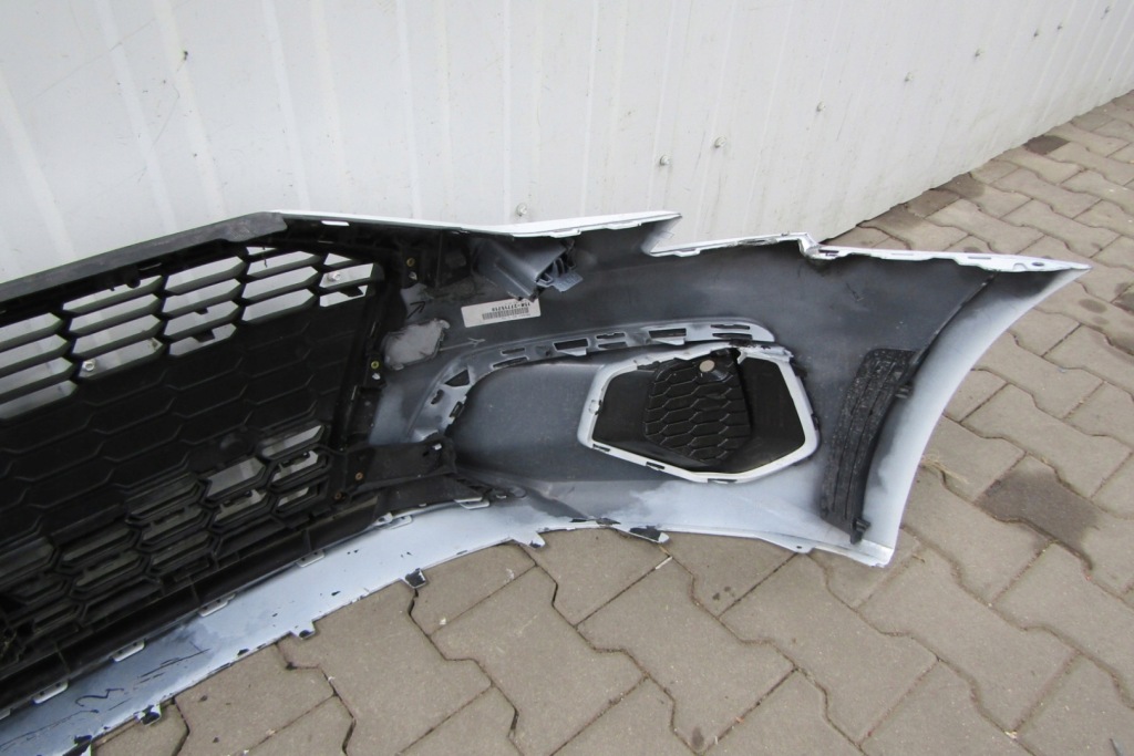 Бампер перед передній audi a3 8y0 20- Оригінал