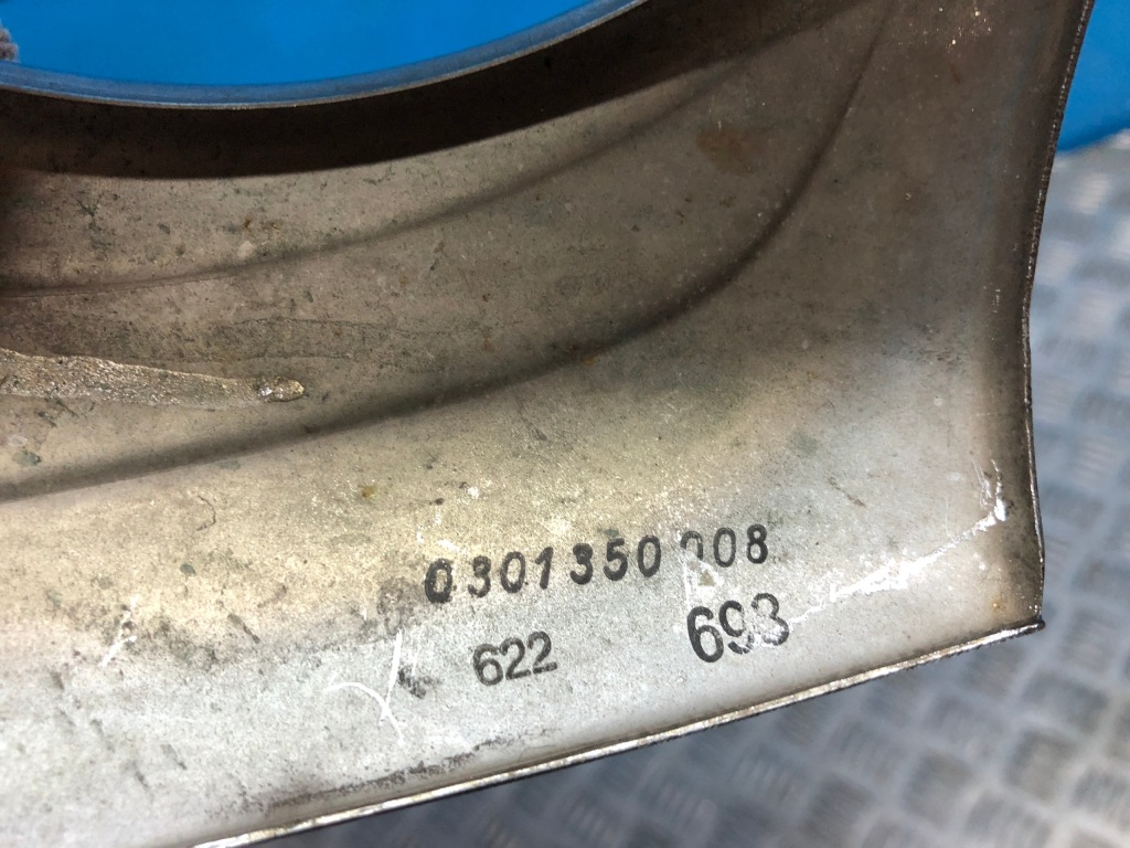 Mercedes w111 w112 w108 w109 хром рамка передньої лампи 0301350008 в Україні