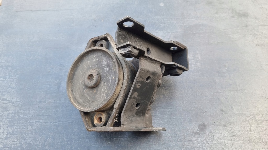 Купити Кронштейн кронштейн подушки безпеки коробки передач задня vw transporter t4 2.0 b aac