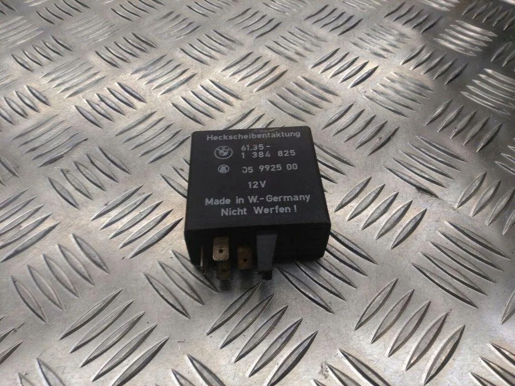 фото №1, Реле bmw 5 e34 1384825 1994