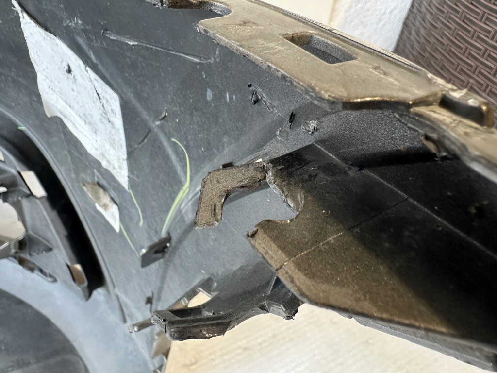 Бампер передній перед audi q3 8u0 s-line lift 14-18 8u0807437d Ціна