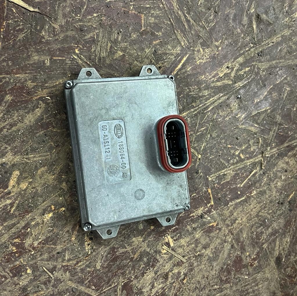 фото №1, Модуль преобразователь led лампы audi a8 4h 4h0907472b