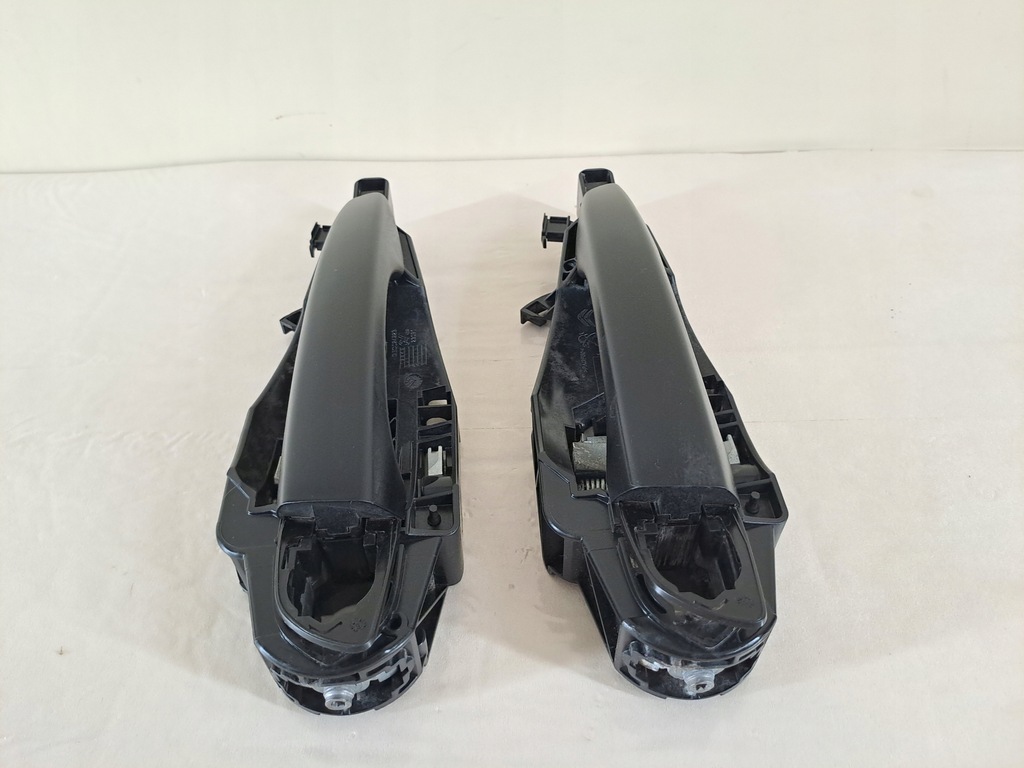 фото №1, Ручка дверь наружная кронштейн левый перед задняя toyota proace city 22r