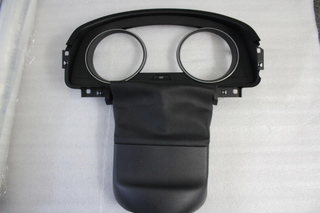 фото №1, Захист панель прилади спідометра vw atlas 3cn858366a