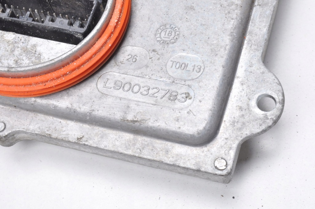 фото №3, Land rover discovery l462 преобразователь led 90108729