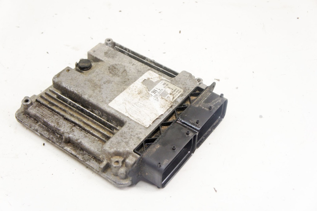 фото №1, Kt130 audi a4 b9 2.0tdi бортовой компьютер двигателя