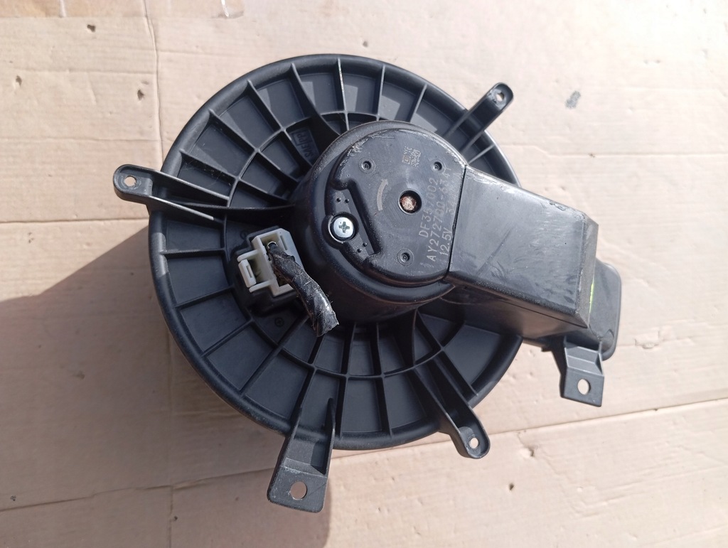 фото №13, Chrysler 300 ii 14r повітродувка вентилятор салону обдув перед 300s lift