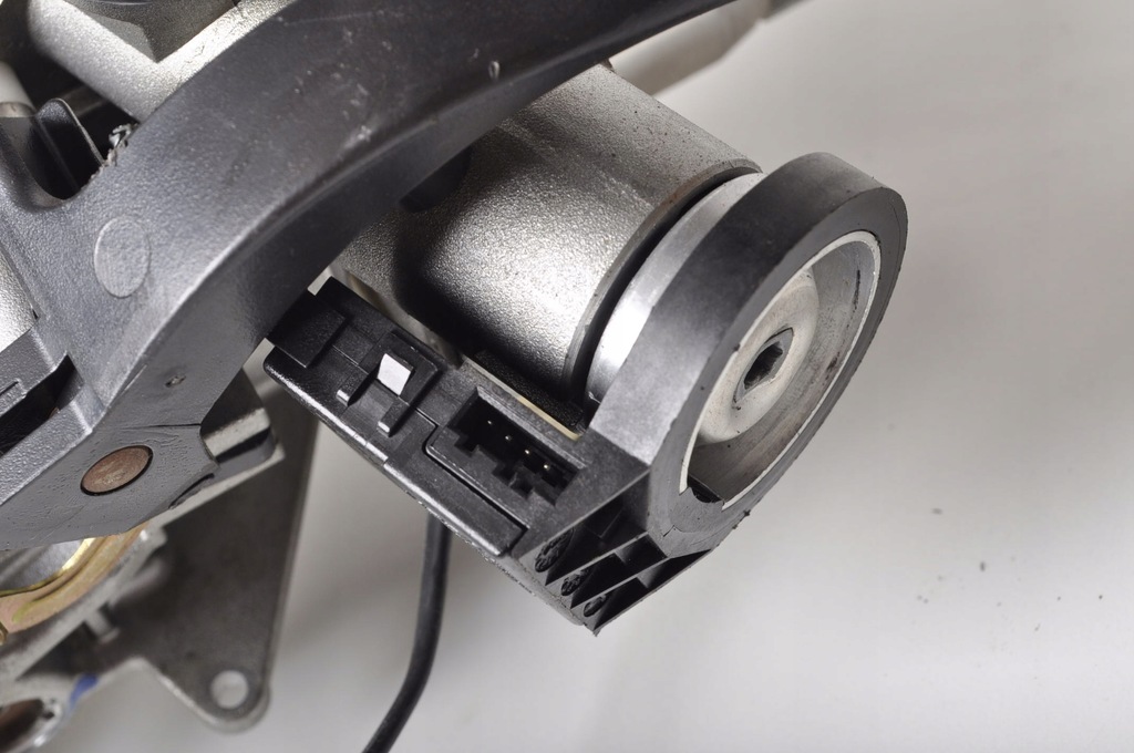 фото №6, Aston martin vanquish i vantage колонка кермова 1r12-252098-ac