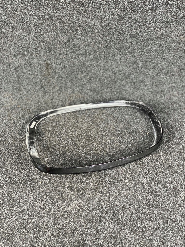 Mini cooper f55 f56 рамка лампи права задній хром Доставка