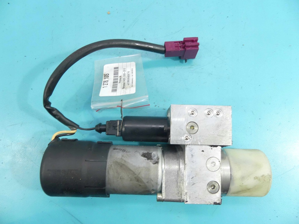 фото №1, Помпа крышки багажника mercedes w251 2518000148
