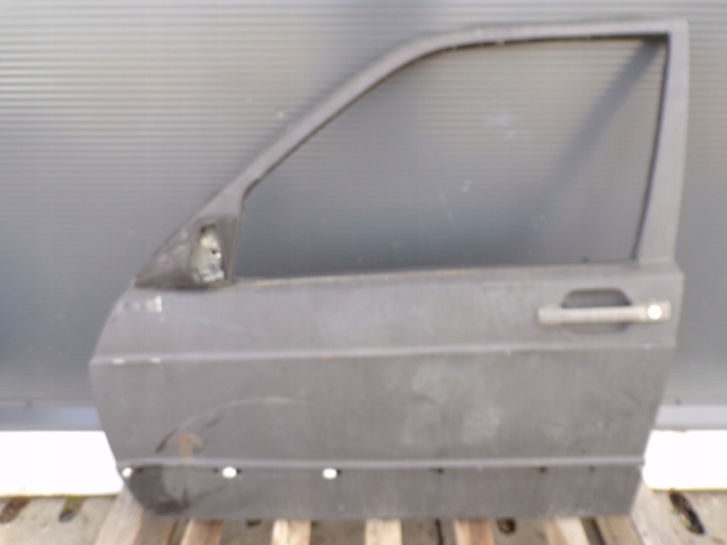 фото №1, Дверь левая передние mercedes w201