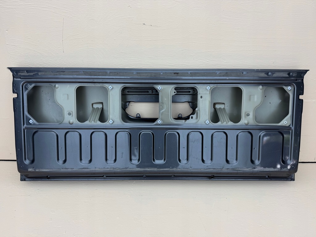 фото №15, Toyota hilux viii 8 gr 15r- кришка багажника борт багажника задня задня