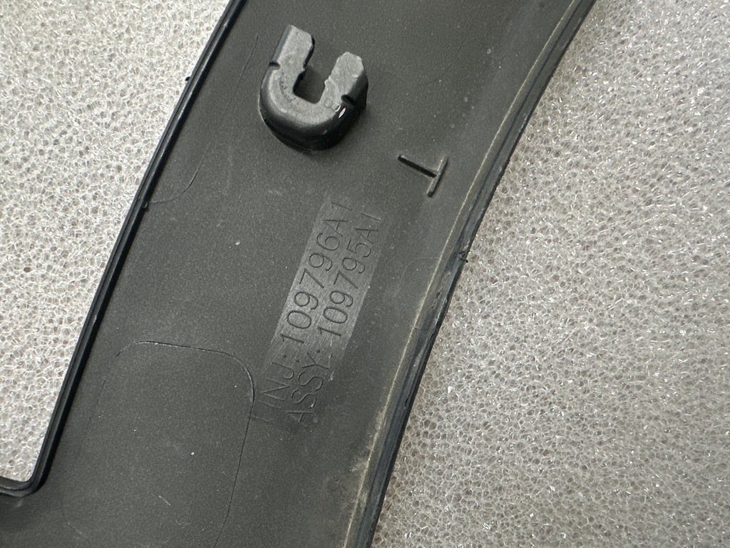 фото №5, Peugeot 3008 ii 109796a1 молдинг крыла левая передняя перед