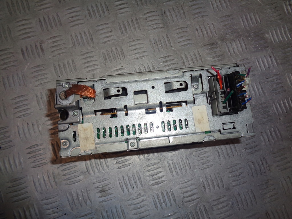 фото №7, Радиопроигрыватель chrysler 300m 98-