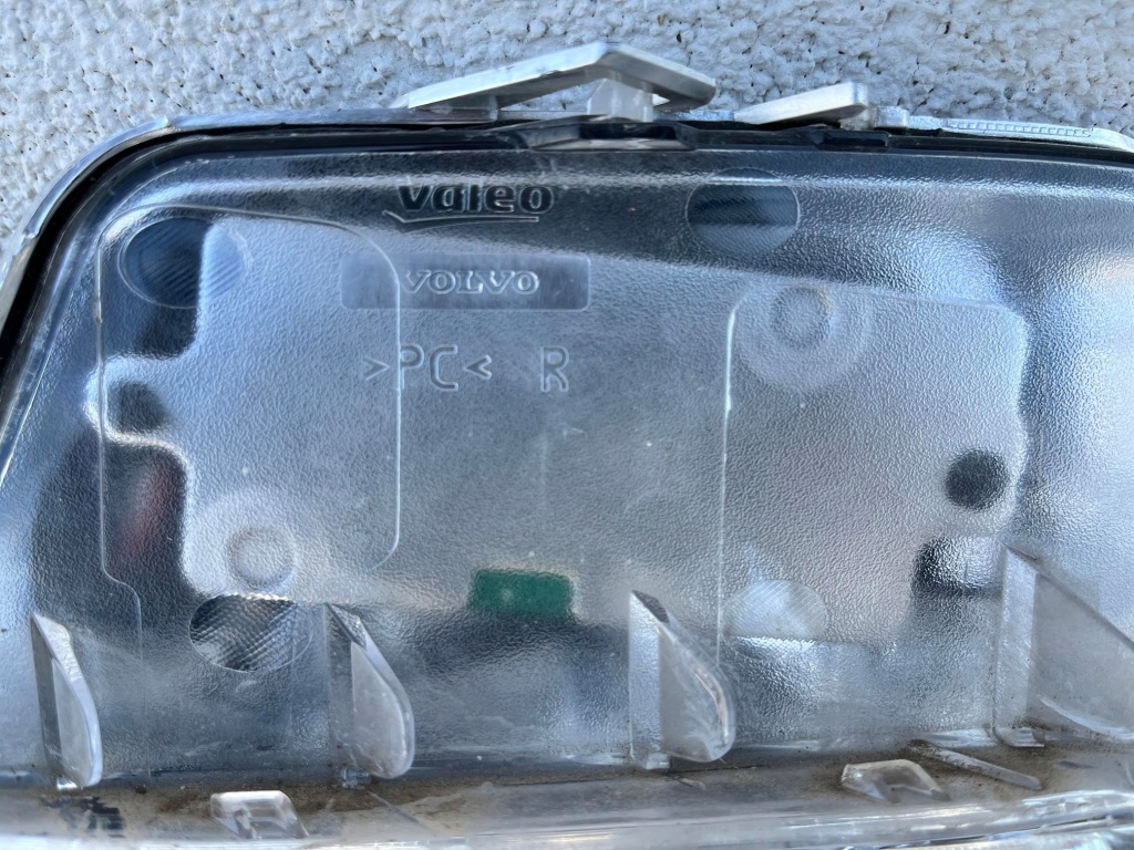 Протитуманна фара led правий volvo v60 s 60 ii рестайлінг  13-17r. оригінал  eu 31420396 в Україні