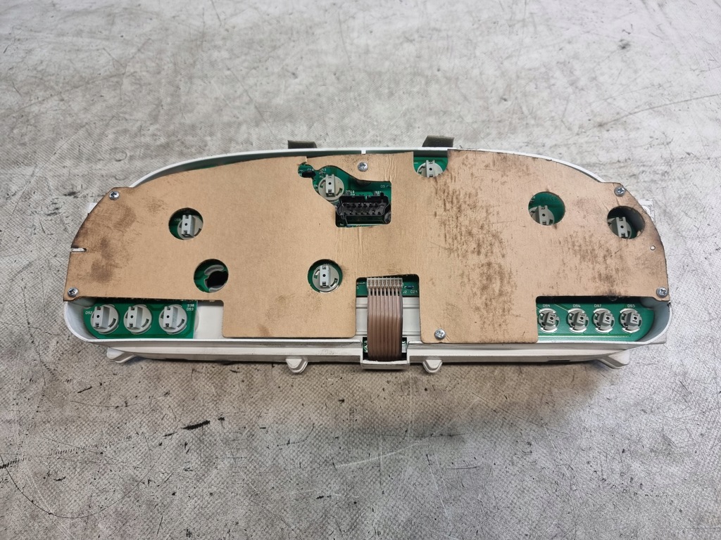 фото №10, Счетчик приборы оригинальный номер p04685629ab chrysler voyager iii 2.5 td 99r