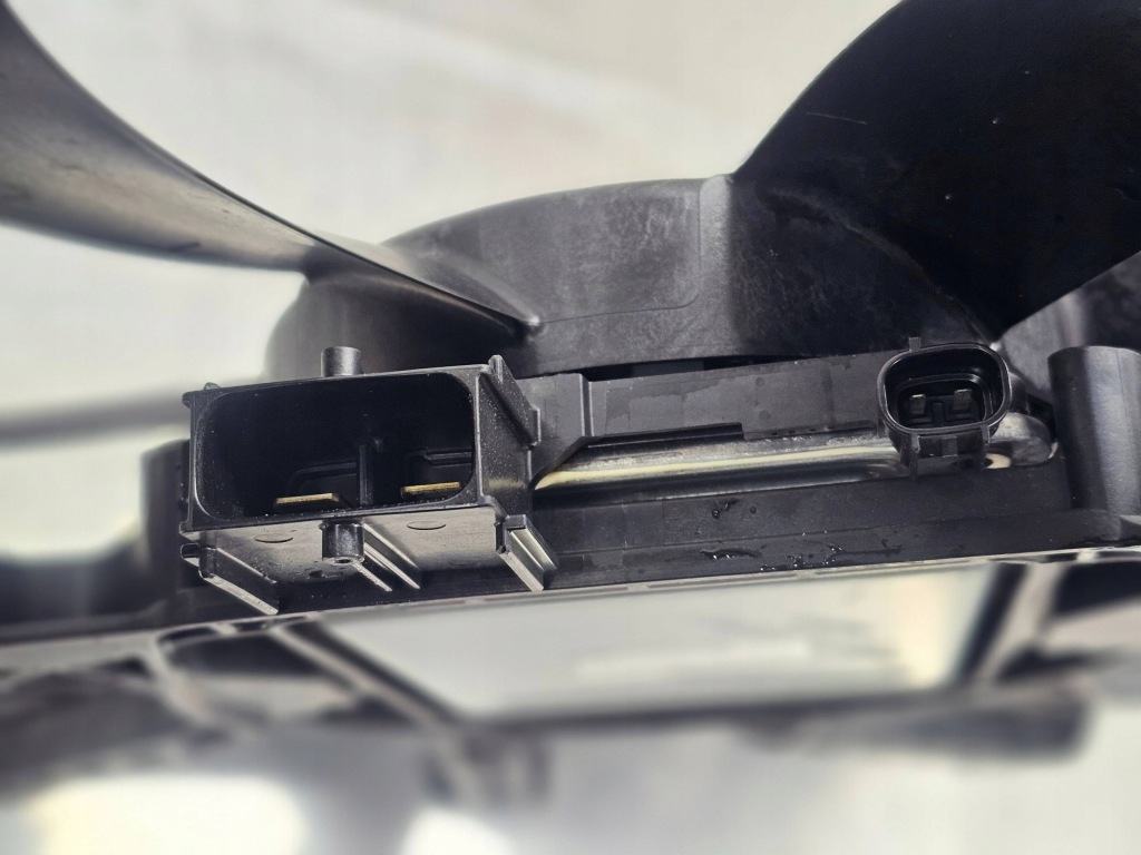 Lexus nx 2 es vii вентилятор радиатора 268500-4030 16363-25020 Недорого