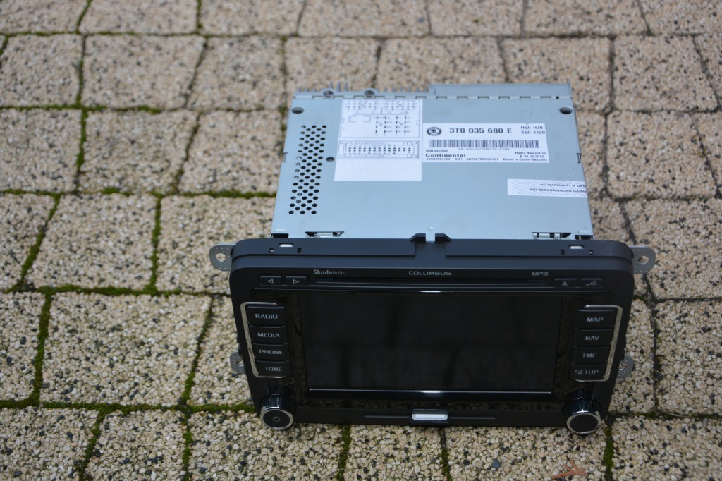 фото №1, Радио навигация skoda superb 2 3to035680e