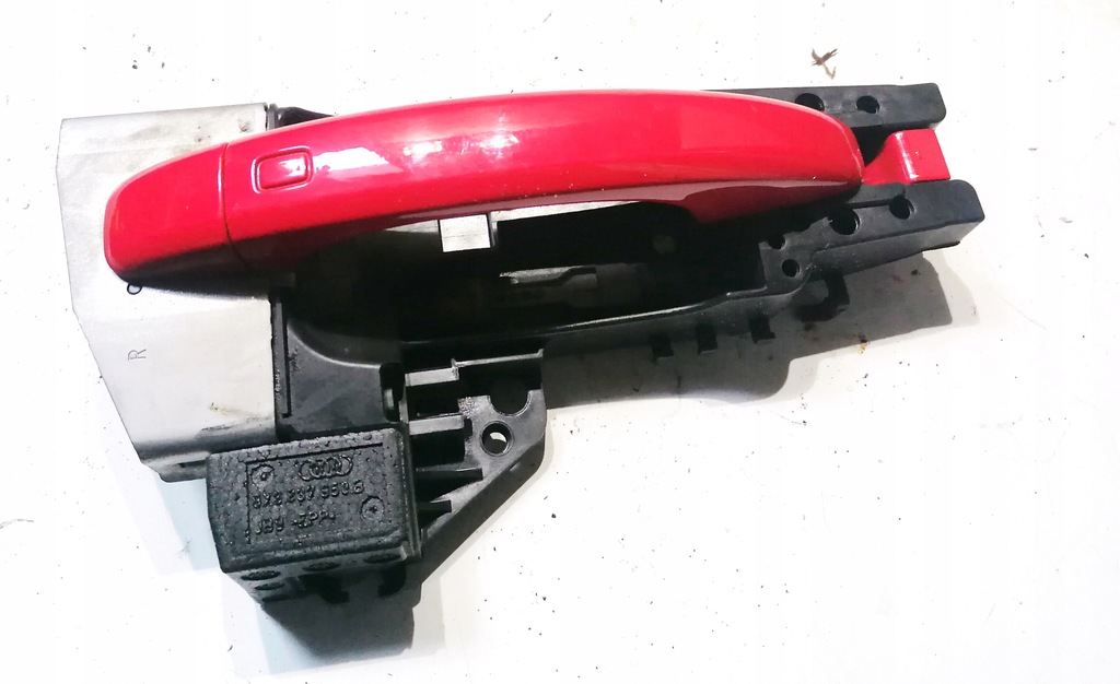 фото №1, Audi a1 8x 10r- ручка наружная дверь правый перед