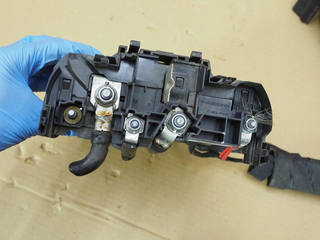 фото №14, Mercedes w204 клема патрон модуль акумулятор 2045403750