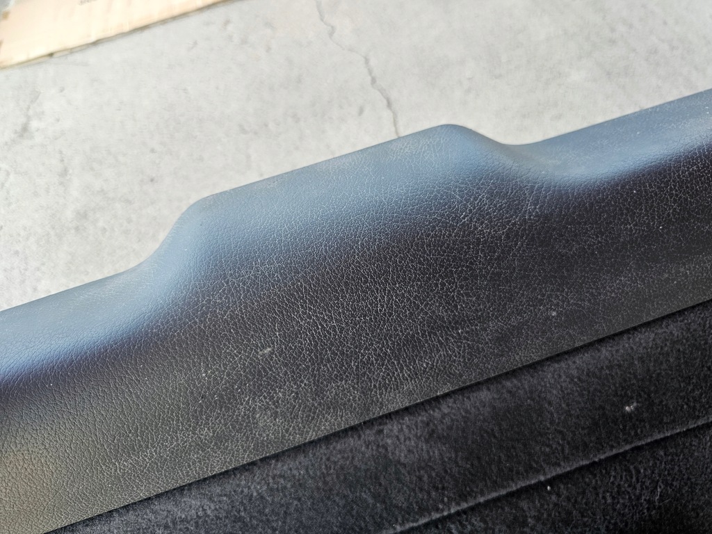 фото №8, Audi a4 b7 kombi обшивка оббивка кришки задній задня 8e9867979b