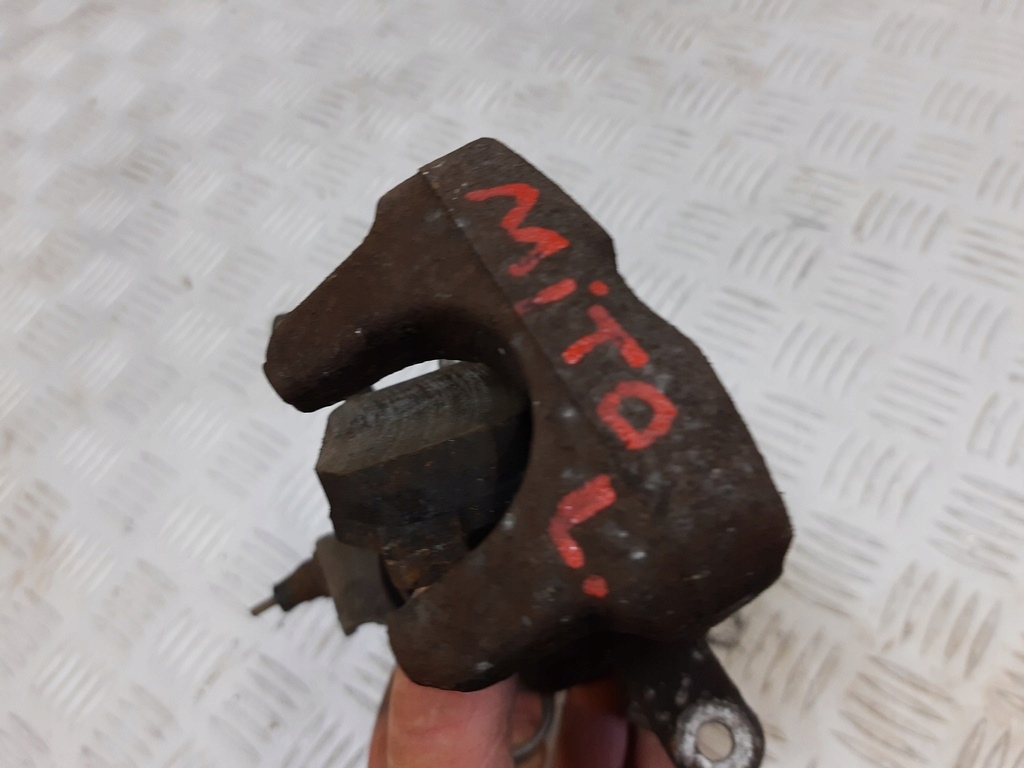 фото №3, Alfa romeo mito 1.3 jtdm супорт перед лівий