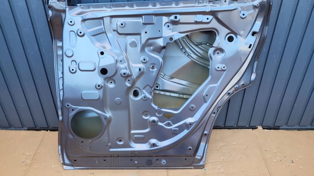 фото №12, Toyota highlander iv 19 дверь задняя задние правое fv