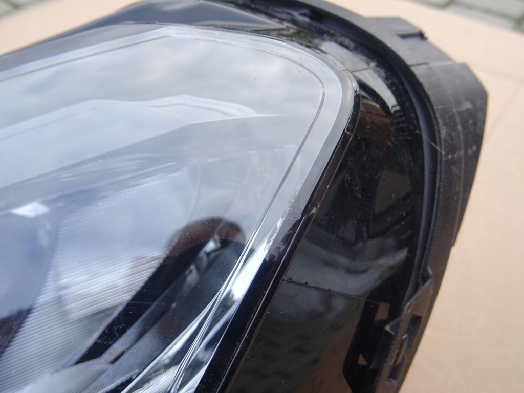 фото №6, Skoda fabia iv кронштейн верхний левая + лампа 6vb941015