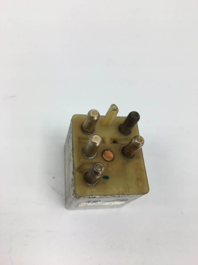 фото №7, Реле mercedes w124 0015420219 w126 r129 w140 sr9850 12v 20a/30a