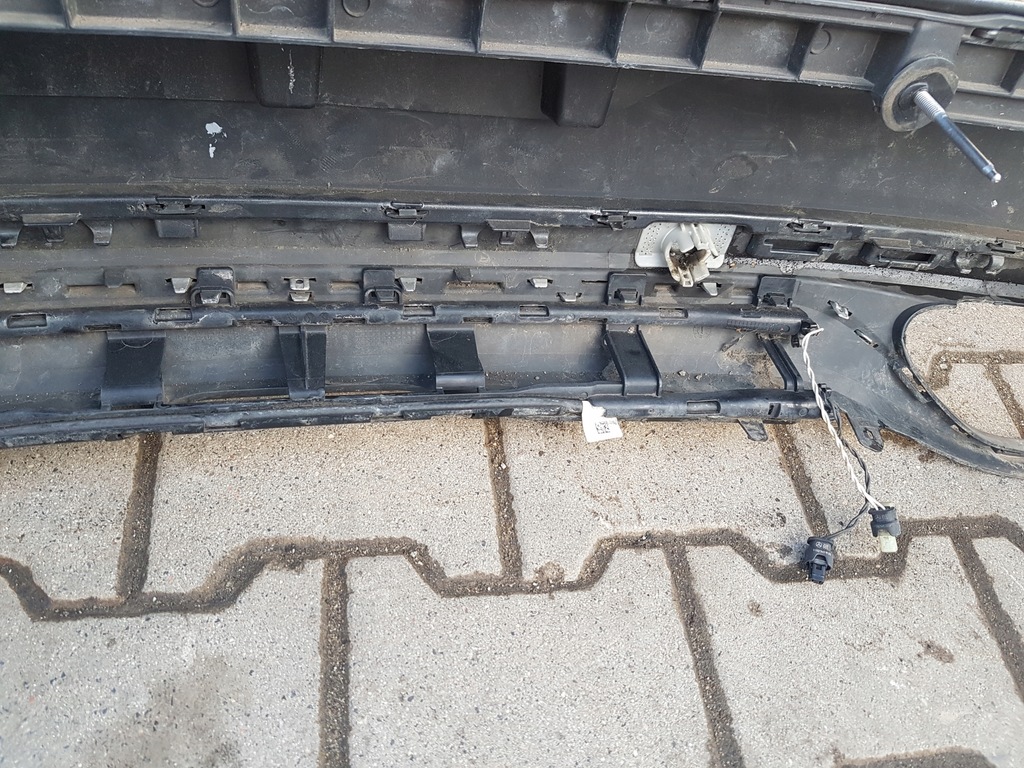 фото №15, Mercedes w205 kombi гибрид бампер крышка задняя задний 755