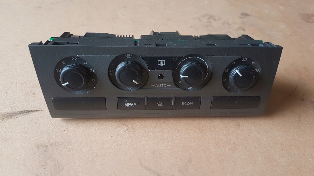 фото №1, Панель кондиционера audi a6 c6 4f1820043f