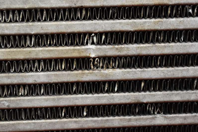 фото №16, Радіатор інтеркулер 9657073480 citroen c5 ii x7 iii 2.0 hdi 136 km 08-17