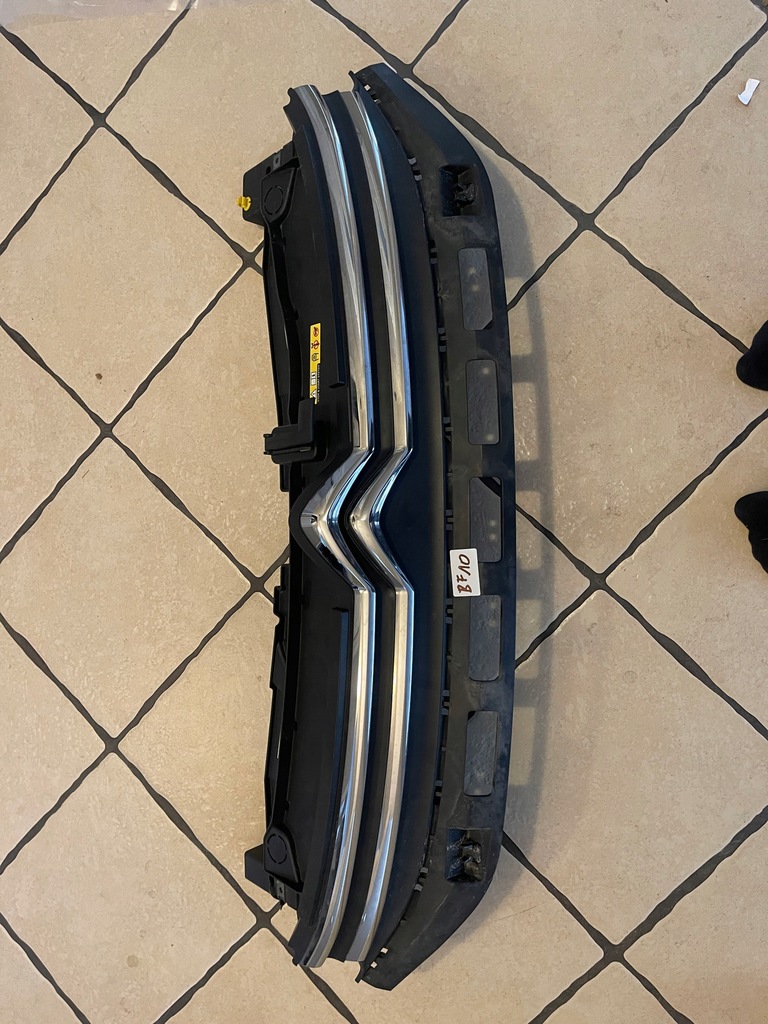 фото №1, Citroen c3 16- решётка радиатора решётка радиатора оригинал